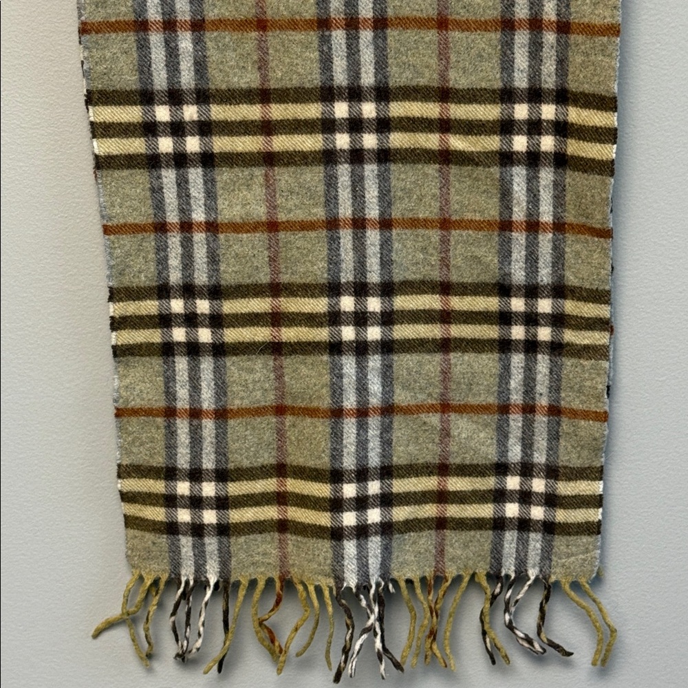 Burberry 100% Lambswool Nova Check Scarf – Brown/Tan with Green Undertones [|] - Picture 3 of 6